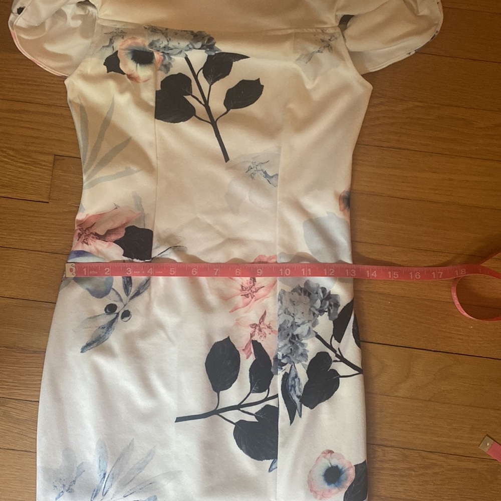 Dress - Picture 3 of 5